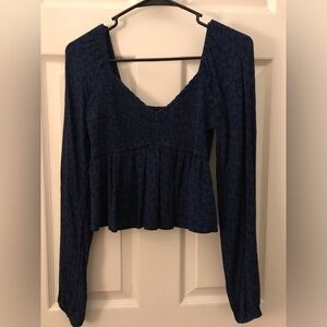 Hollister Black & Blue Long Sleeve Women's Top Small